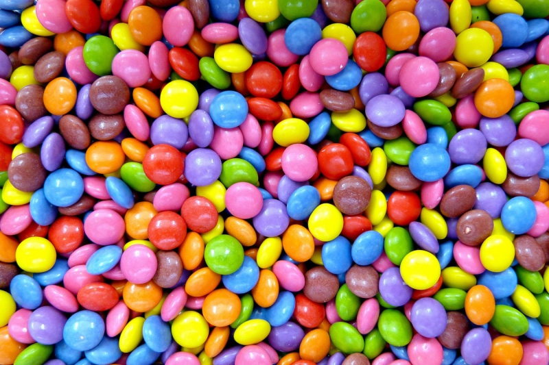 confiserie-CORRENS-min_smarties_confectionery_lenses-1150911